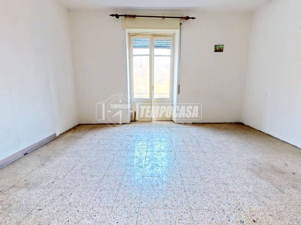 appartamento in vendita ad Albese con Cassano