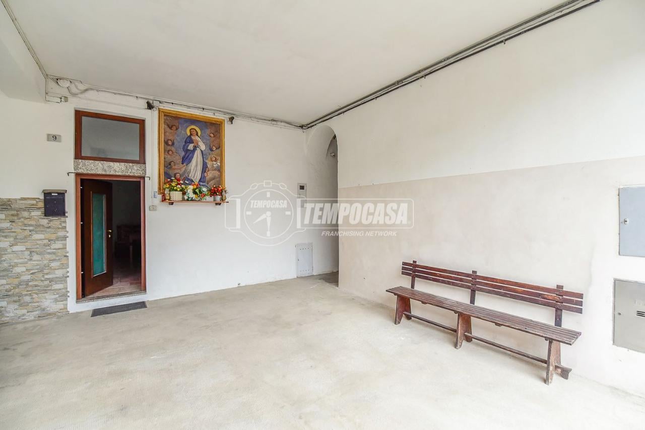 appartamento in vendita ad Albese con Cassano