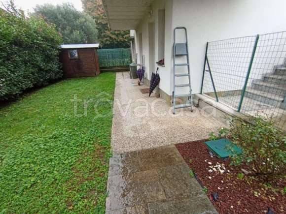 appartamento in vendita ad Albese con Cassano