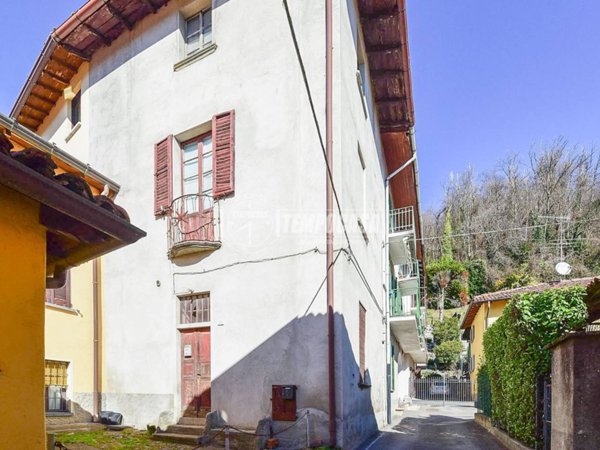 appartamento in vendita ad Albese con Cassano