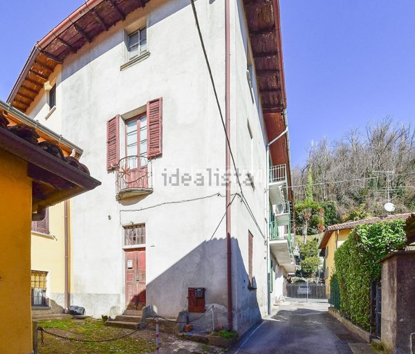 appartamento in vendita ad Albese con Cassano