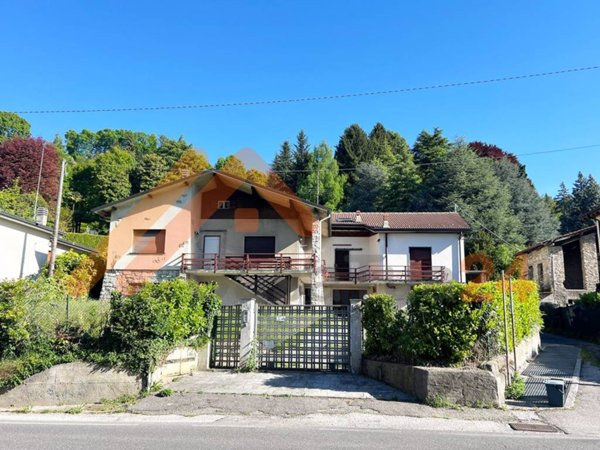 casa indipendente in vendita ad Albese con Cassano