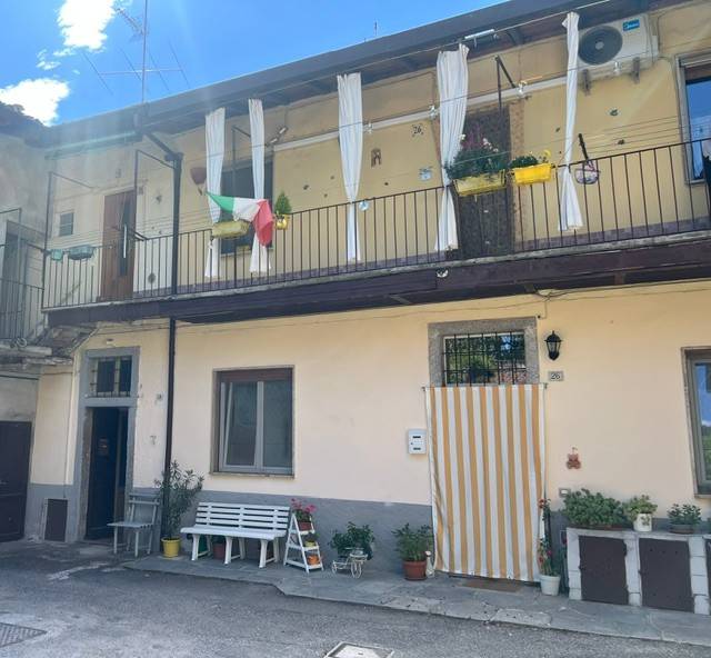 appartamento in vendita ad Albese con Cassano