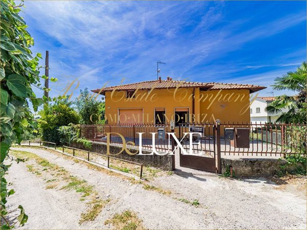 casa indipendente in vendita ad Albese con Cassano