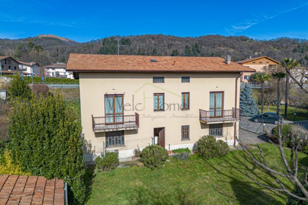 casa indipendente in vendita ad Albese con Cassano in zona Cassano