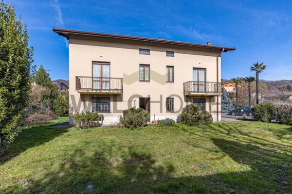 casa indipendente in vendita ad Albese con Cassano in zona Cassano