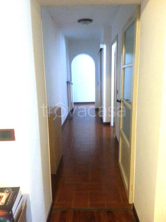 appartamento in vendita ad Albiolo