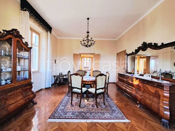 casa indipendente in vendita ad Albiolo