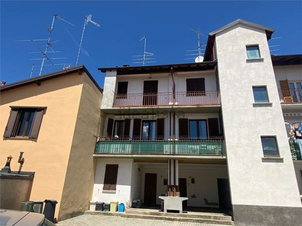 appartamento in vendita ad Albiolo