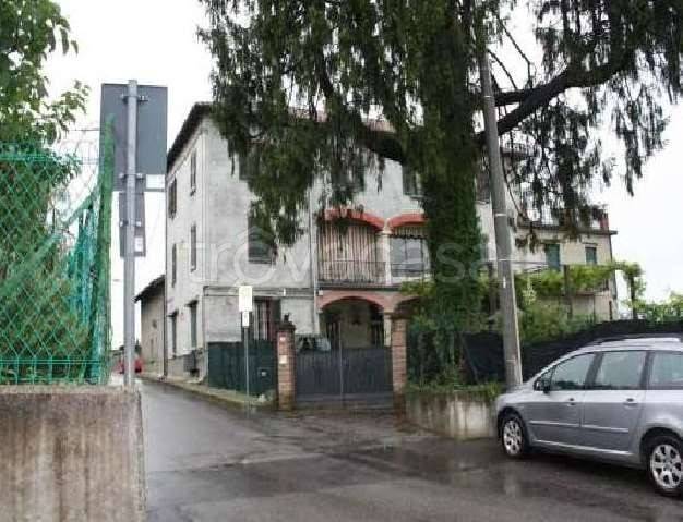 appartamento in vendita ad Albiolo