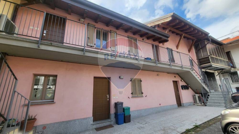 appartamento in vendita ad Albiolo