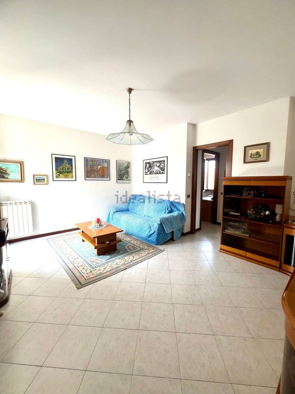 appartamento in vendita ad Albiolo