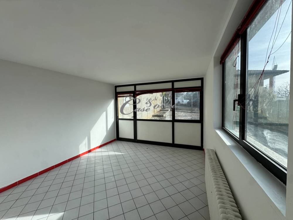 casa semindipendente in vendita ad Albiolo