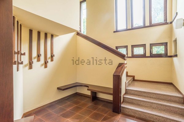 casa indipendente in vendita ad Albiolo