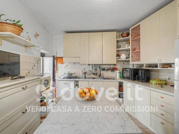 casa indipendente in vendita ad Albiolo