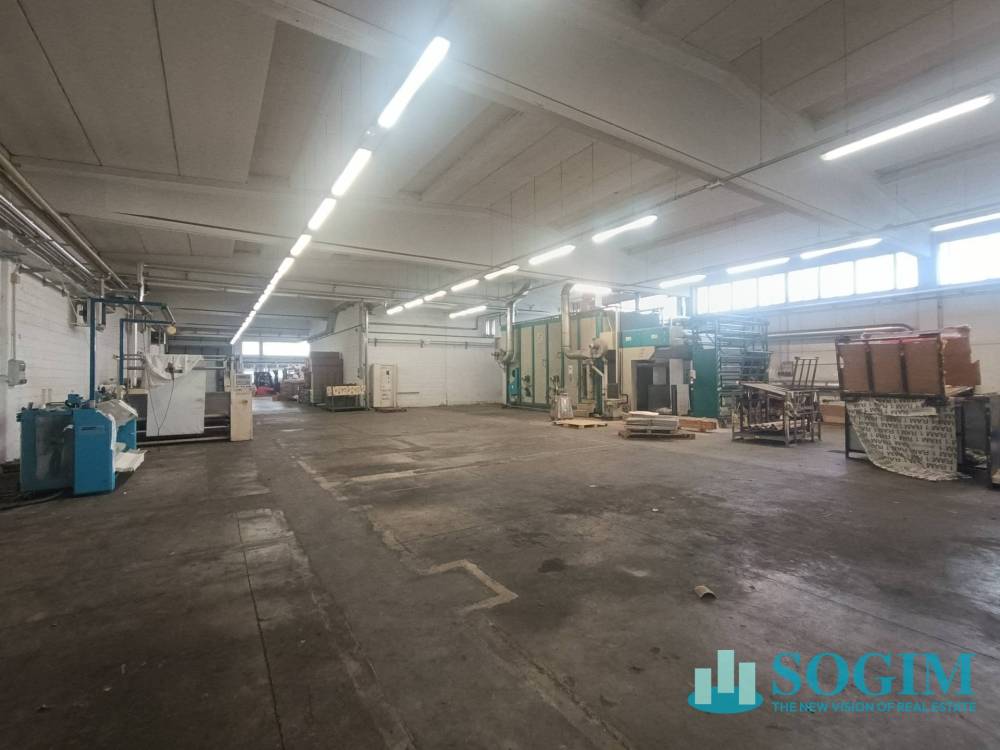 ufficio in vendita ad Albiolo