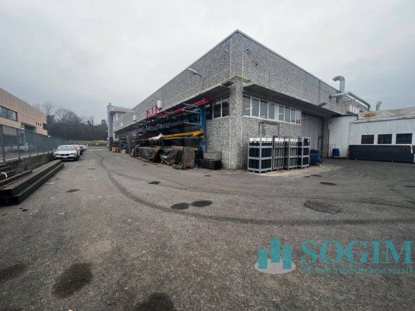 locale di sgombero in vendita ad Alserio