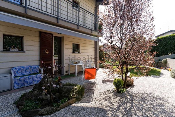 casa indipendente in vendita ad Alserio