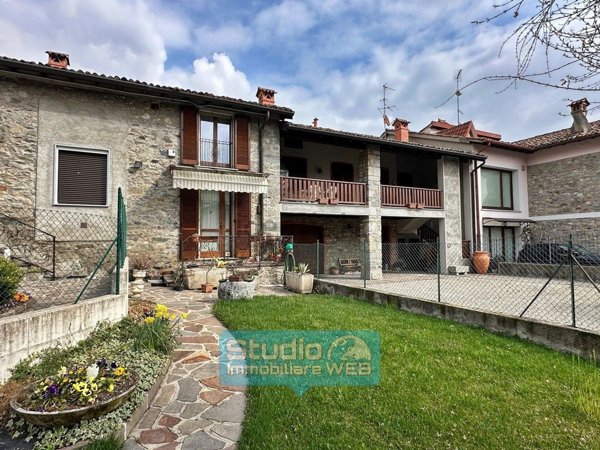 casa indipendente in vendita ad Alserio