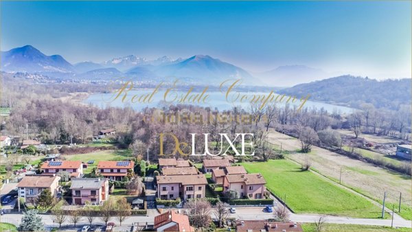 casa indipendente in vendita ad Alserio