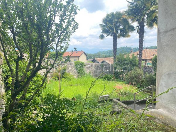 casa indipendente in vendita ad Alserio