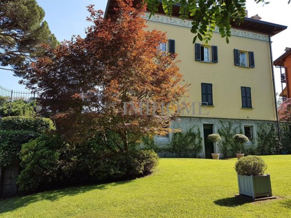 appartamento in vendita ad Alzate Brianza