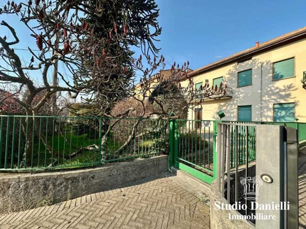 appartamento in vendita ad Alzate Brianza