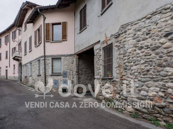 appartamento in vendita ad Alzate Brianza