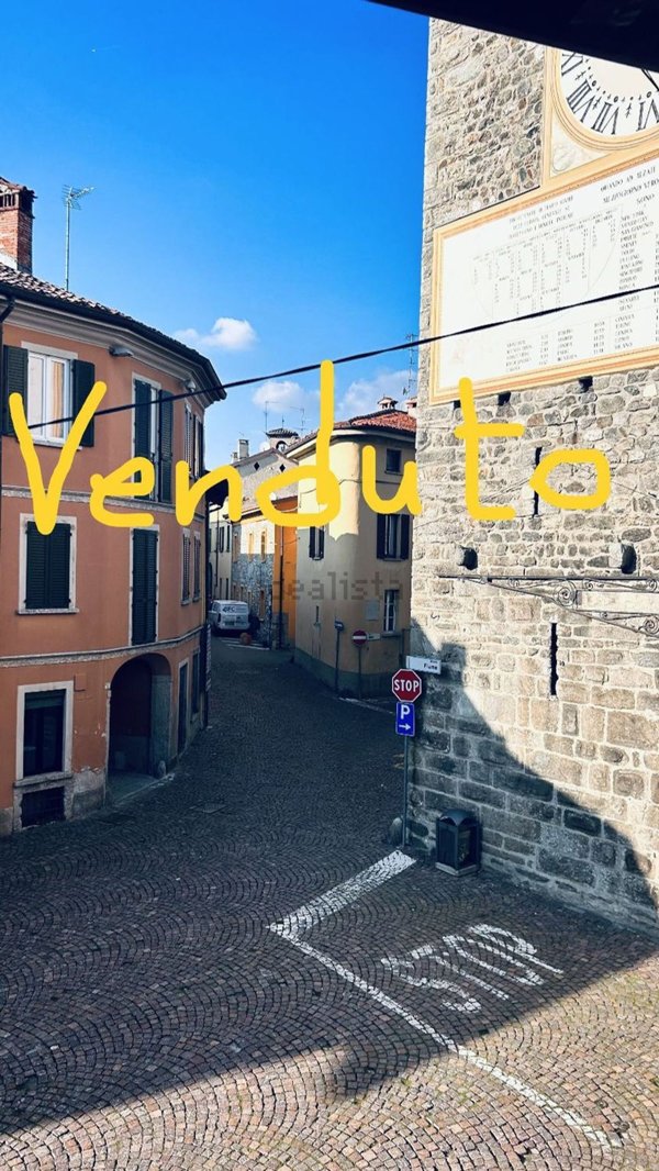 appartamento in vendita ad Alzate Brianza