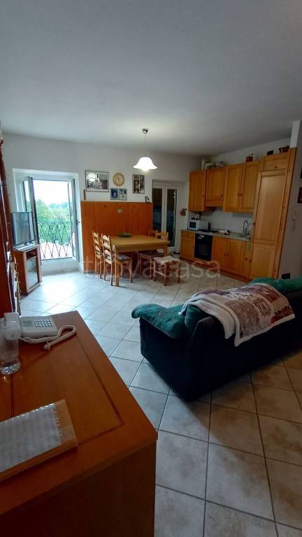 appartamento in vendita ad Alzate Brianza