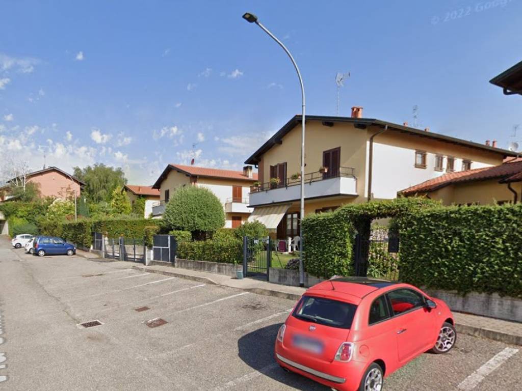 casa indipendente in vendita ad Alzate Brianza