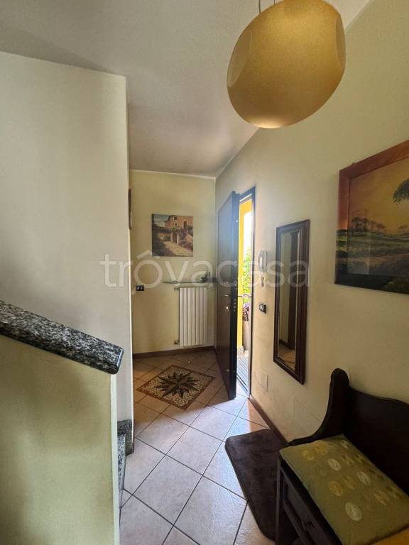 casa indipendente in vendita ad Alzate Brianza