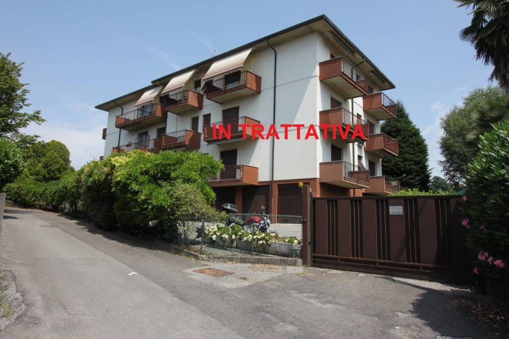 appartamento in vendita ad Alzate Brianza