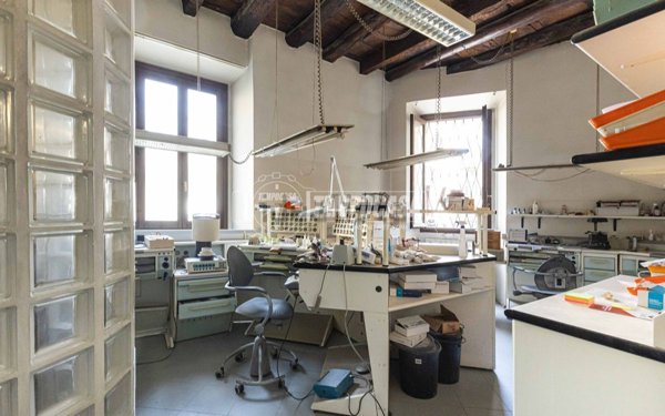 appartamento in vendita ad Alzate Brianza