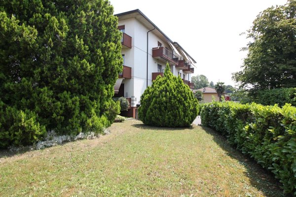 appartamento in vendita ad Alzate Brianza