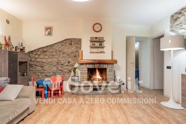 appartamento in vendita ad Alzate Brianza