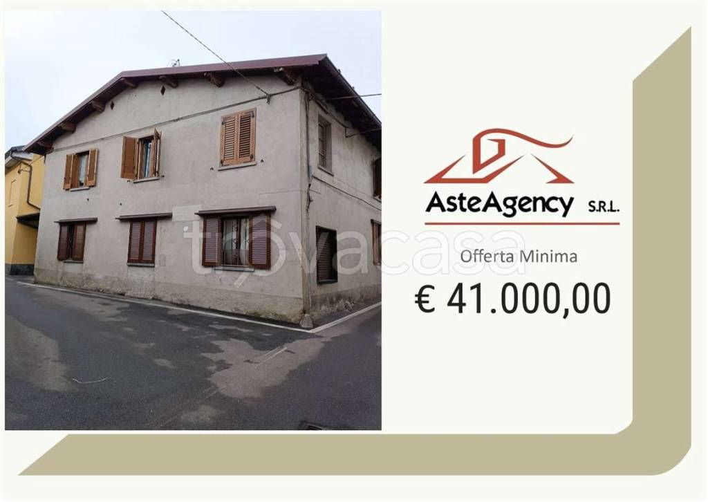 appartamento in vendita ad Alzate Brianza