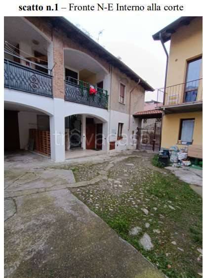 appartamento in vendita ad Alzate Brianza