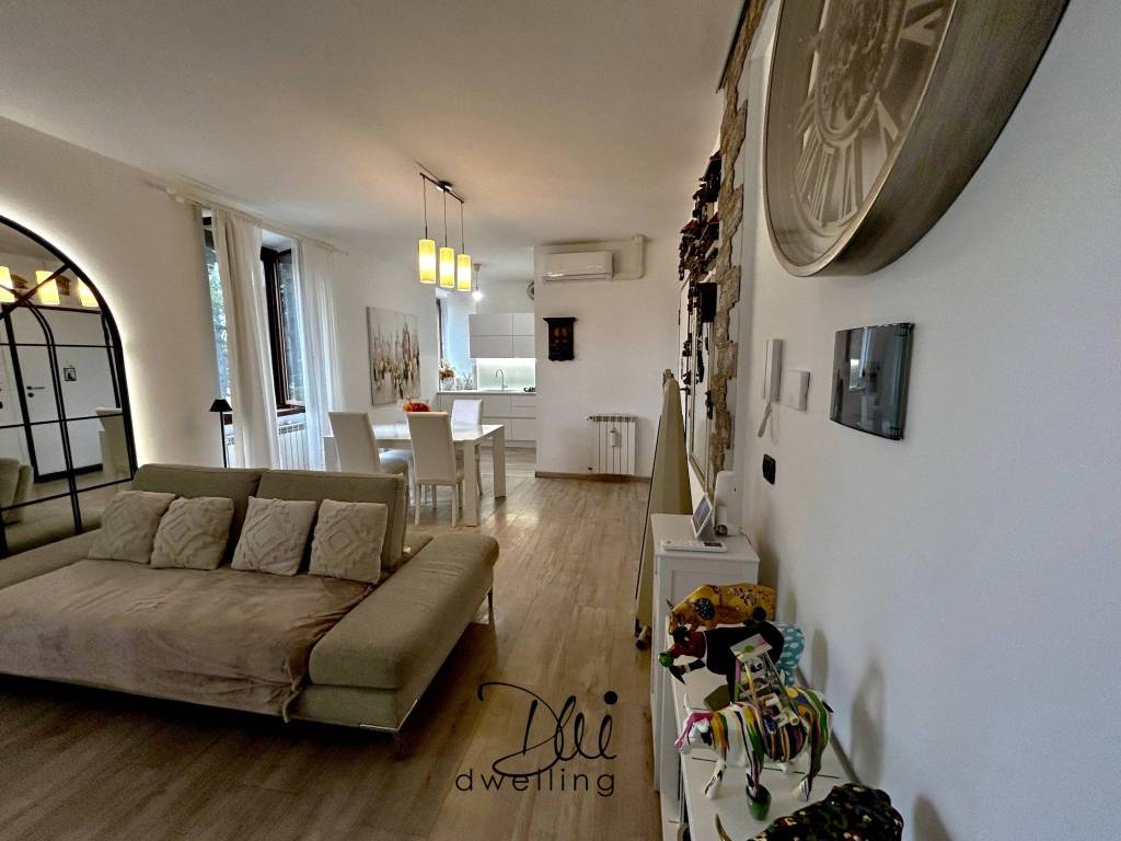 appartamento in vendita ad Alzate Brianza