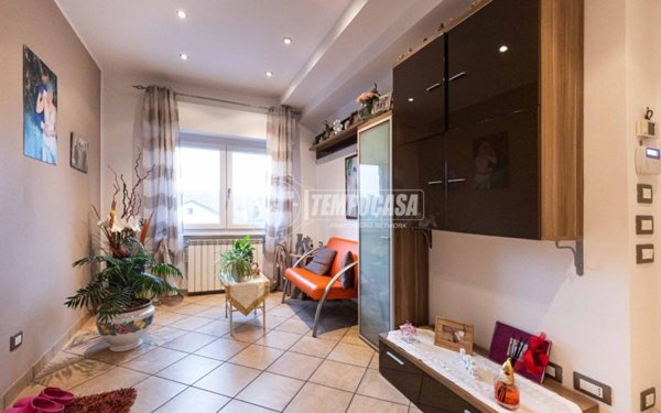 appartamento in vendita ad Alzate Brianza