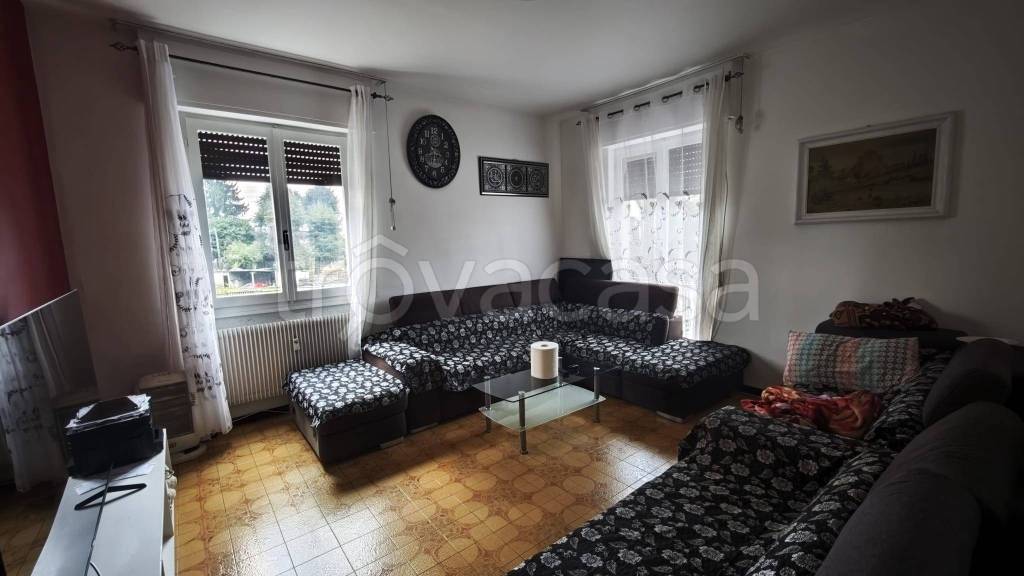 appartamento in vendita ad Alzate Brianza