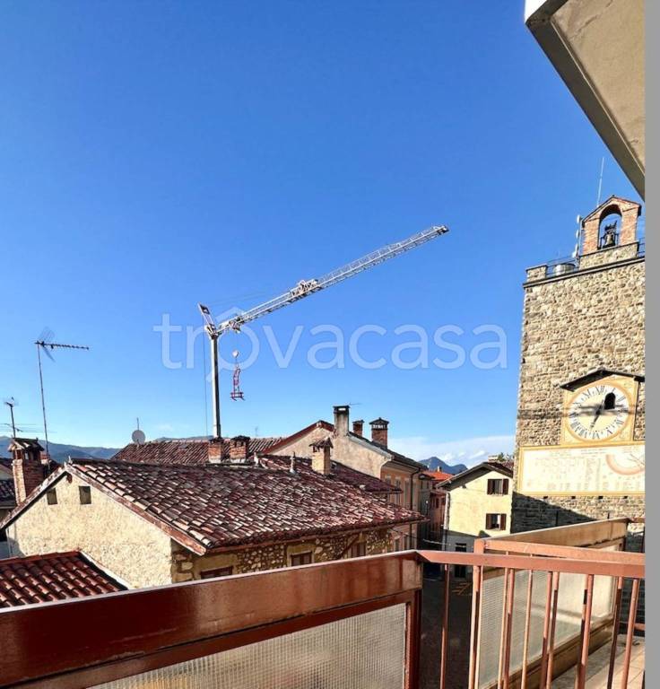 appartamento in vendita ad Alzate Brianza