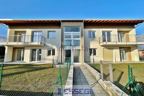 appartamento in vendita ad Alzate Brianza