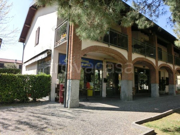 appartamento in vendita ad Alzate Brianza in zona Verzago