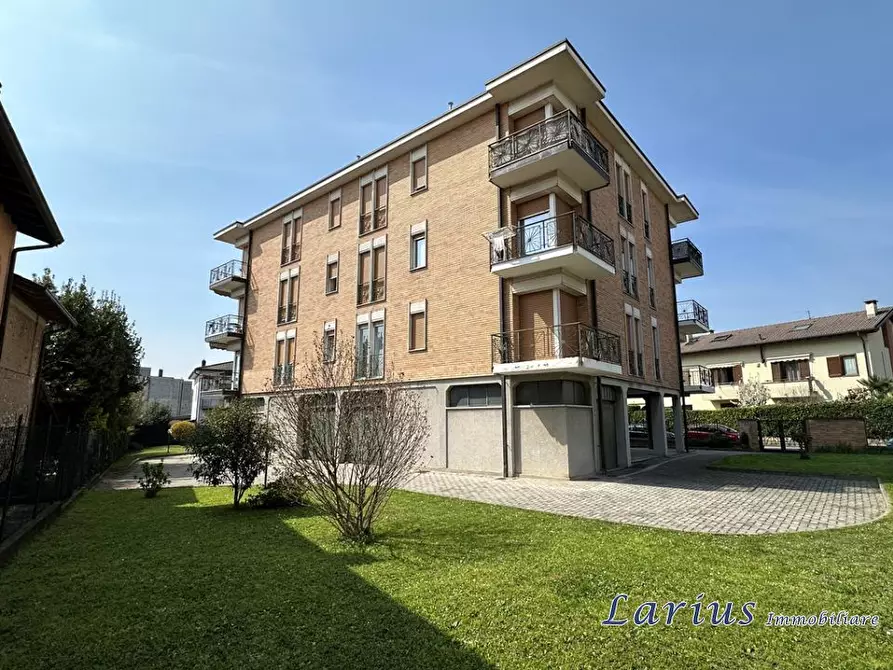 appartamento in vendita ad Alzate Brianza
