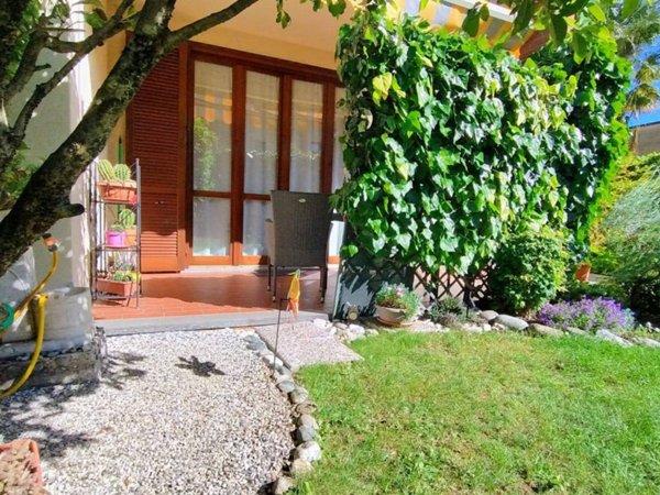 appartamento in vendita ad Alzate Brianza