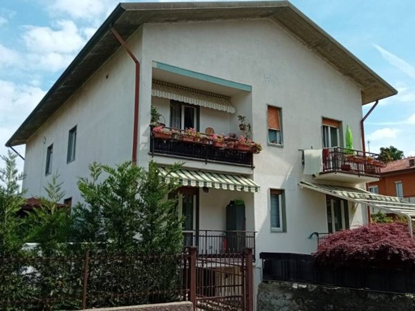 appartamento in vendita ad Alzate Brianza