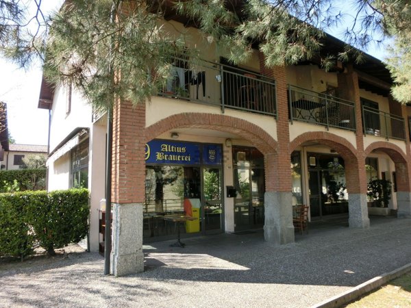 appartamento in vendita ad Alzate Brianza