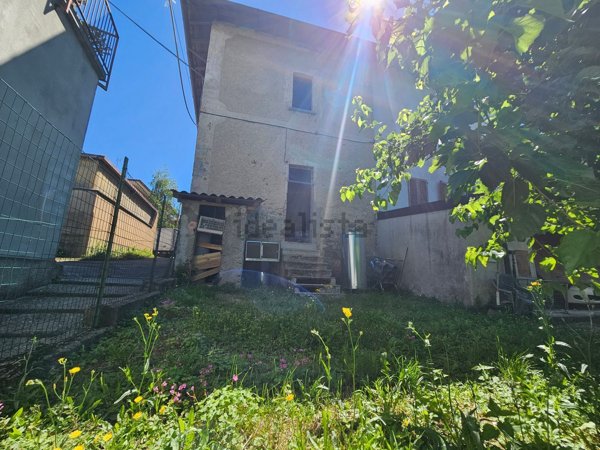 appartamento in vendita ad Alzate Brianza