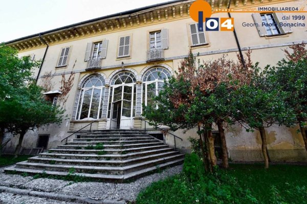 casa indipendente in vendita ad Alzate Brianza
